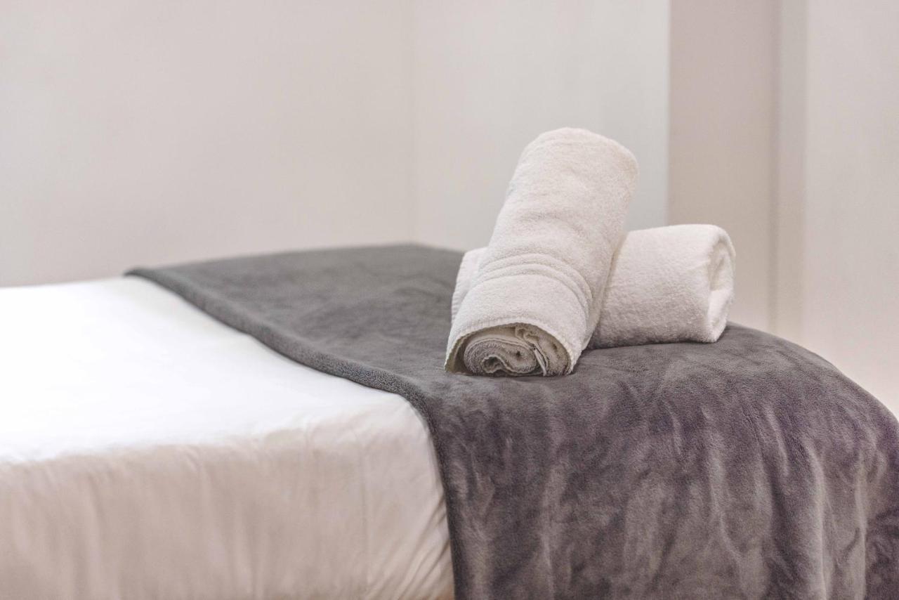 Апартаменты 2 Bed At Slough Station & Parking - London In 20 Mins Экстерьер фото